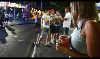Забраниха продажбата на алкохол на Балеарските острови заради секс оргии по улиците