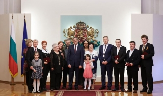 България дължи много на своите рицари на културата, на знанието и на науката