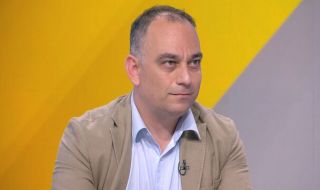 Калоян Икономов: Не знам защо Костадинов се припозна в литературен герой