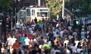 Българите са убедени: "Съсипаха я тая държава"