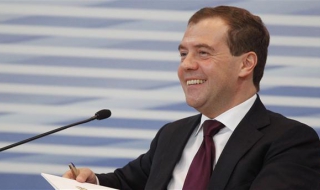 Медведев оглави "Единна Русия"