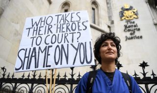 Великобритания ограничи стачката на медицинските сестри