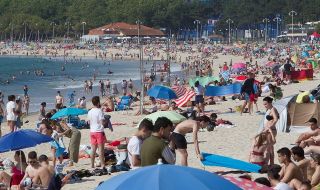 Испания се уплаши! Строгите изисквания към туристите остават
