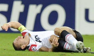 Видич аут за една година