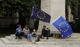 Лондон спира свободното движение на граждани на ЕС след Брекзита