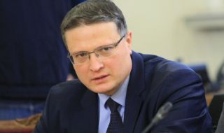 Николай Николов, ЦИК: Гласуване с машини ще има в секциите с над 300 избиратели и в чужбина