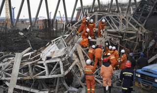 Смъртоносно срутване в китайска електроцентрала