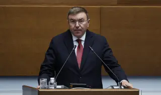 ГЕРБ внася законопроектa за забрана на социалните мрежи за деца до 16 години