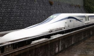 Китай представи невиждан влак