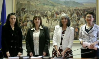 Над 4200 са придобили българско гражданство за четири месеца