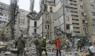 Трима души са загинали при ракетен удар по Одеса