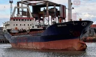 Корабът, по който Русия стреля предупредително, се намира край българския бряг