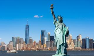 19 юни 1885 г. Статуята на свободата пристига в Ню Йорк