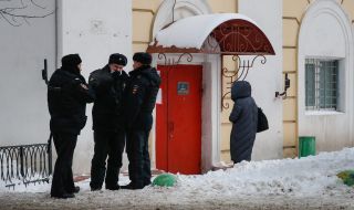 Навални лежи в арест с лоша слава