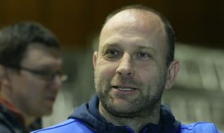 Тити Папазов вече не е треньор на Левски Лукойл, клубът с нов спонсор