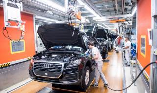 Как държава предотврати масовите съкращения