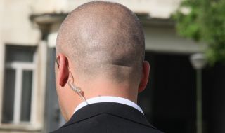 На първо четене в комисия: Оставиха главния прокурор и първата дама без охрана