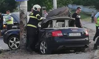 19-годишна загина при гонка с автомобили в Сливен
