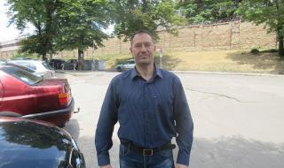 Първо във ФАКТИ: Петър Харалампиев излезе от ареста