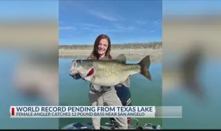 A woman caught the heaviest largemouth bass in the world VIDEO 