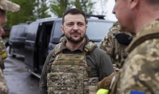 Зеленски посети украински позиции край Бахмут