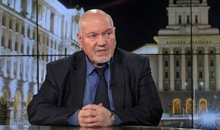 Проф. Маринов: Партиите ненавиждат президента