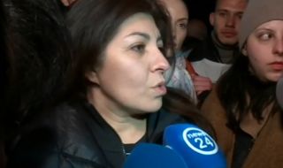 Севделина Арнаудова: Дойдоха три патрулки, „Охранителна полиция”, военни лица, разследващи