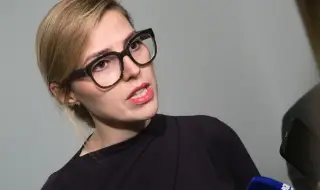 Велислава Петрова: България няма да приеме преначертаване на граници със сила