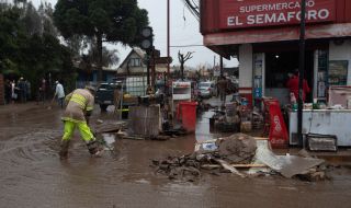 Централната част на Чили е опустошена от проливни дъждове