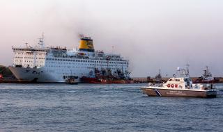 Взрив е избухнал на ферибот на остров Крит