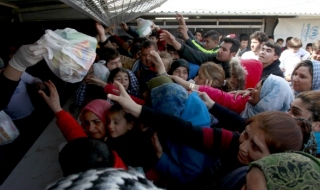 Богатите държави трябва да приемат повече бежанци