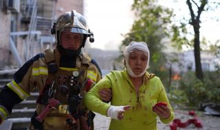 10 загинали и 60 ранени в резултат на руските ракетни удари в Украйна