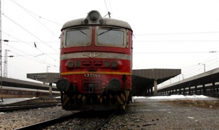 БДЖ вози пътници с автобуси заради инцидент