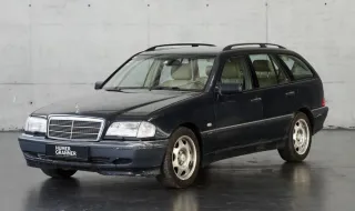 Комбито Mercedes C230 на Ники Лауда се продава "за без пари"