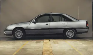 Продадоха 21-годишна Omega за над 70 хиляди евро