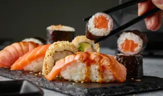 Вирус, криещ се в суши и сурови морски дарове, може да увреди зрението