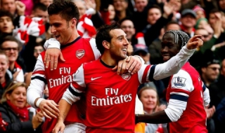 Арсенал удари Нюкасъл и пак е на върха в Англия