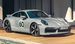 Porsche 911 Sport Classic запазва традициите с 543 конски сили, задно предаване и механична трансмисия