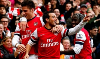 Арсенал се справи със Суонзи, би с 2:0