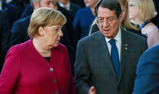 Спешно! Меркел и Анастасиадис обсъдиха сондажите на Турция в кипърския шелф