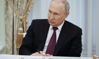 Путин проведе среща с назначения от Москва губернатор на Херсонска област