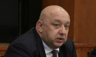 Часовете по физическо няма да се намаляват