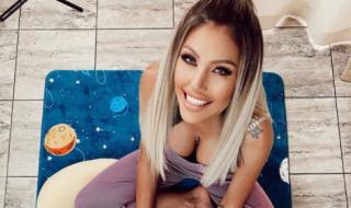 Джулиана Гани на море без дете