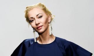 Нети става доктор