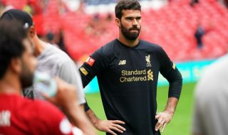 Скандал в Ливърпул - Алисон и Анди Робъртсън се хванаха за гушите