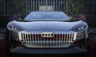 Audi представи "плъзгащ" се роудстър, който се удължава с 25 сантиметра (ВИДЕО)