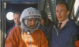 12 април 1961 г. Юрий Гагарин покори космоса