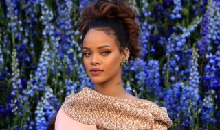 Риана отново "потърси" Дрейк