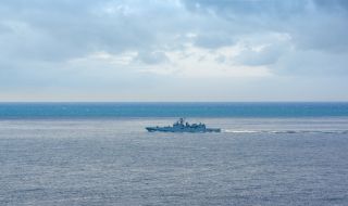 Руски кораб провали американски ракетни изпитания край Хавай