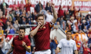 Официално: Тоти остава в Рома